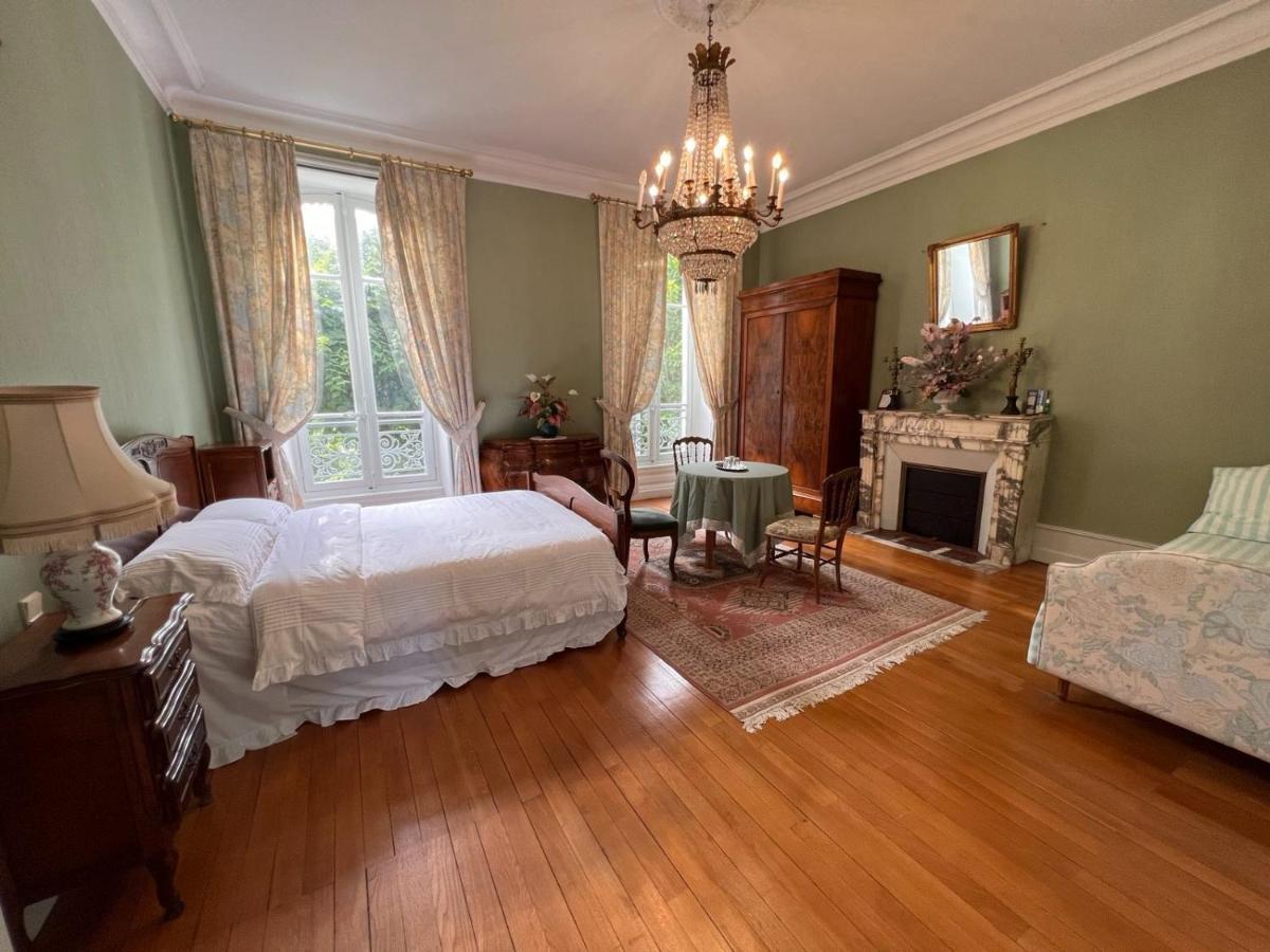 Demeure Des Payratons Bed & Breakfast Saint-Gerand-le-Puy Екстериор снимка