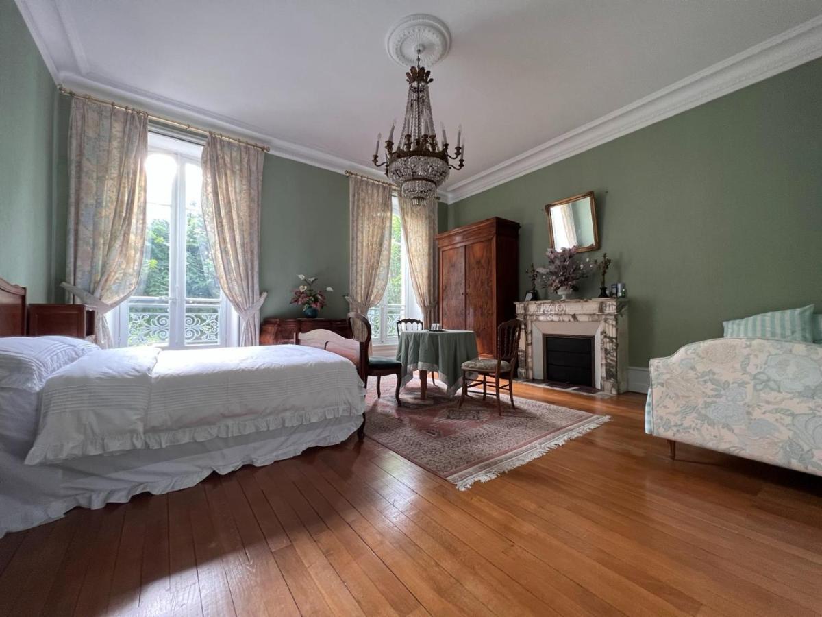 Demeure Des Payratons Bed & Breakfast Saint-Gerand-le-Puy Екстериор снимка