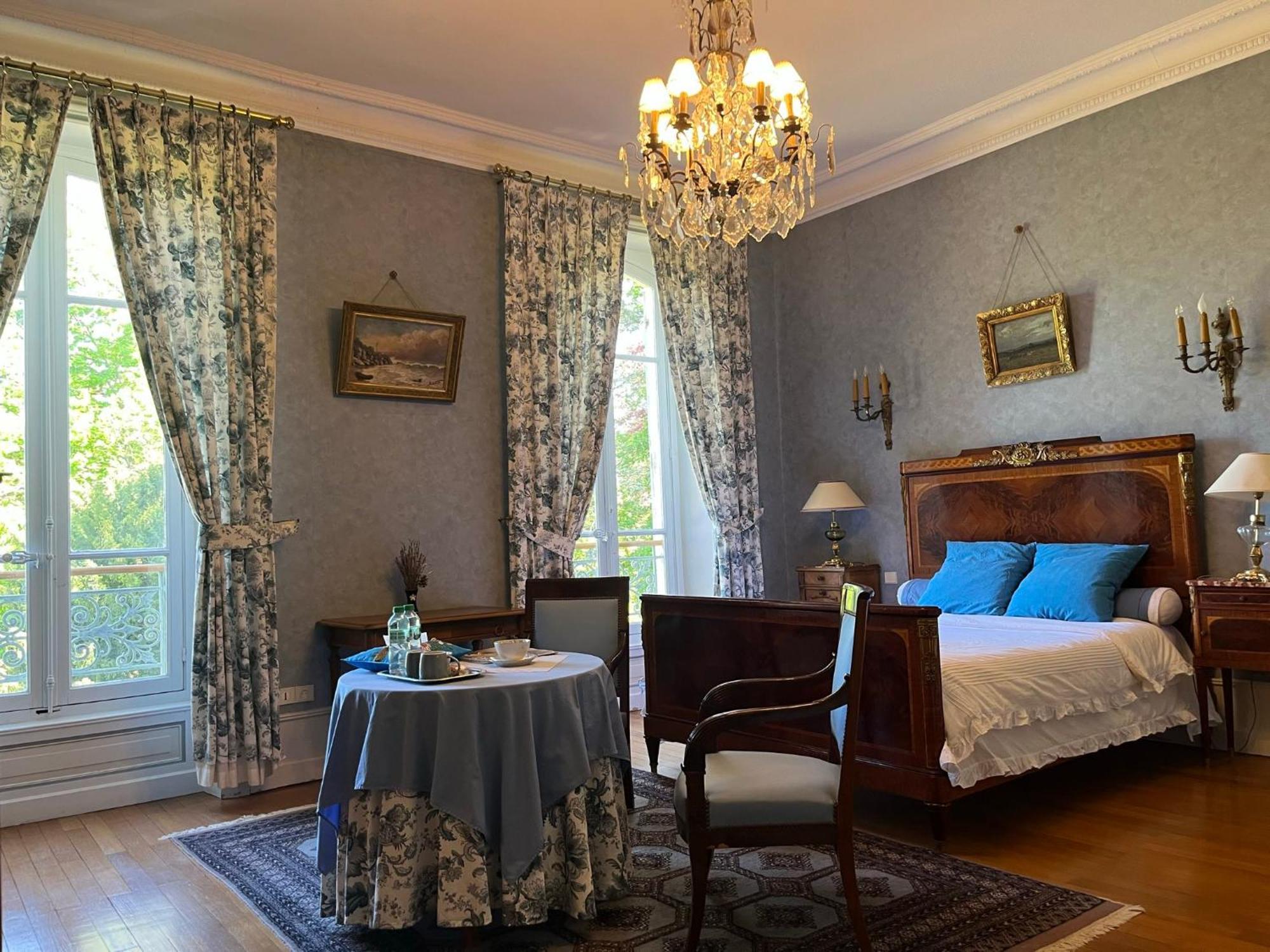 Demeure Des Payratons Bed & Breakfast Saint-Gerand-le-Puy Екстериор снимка