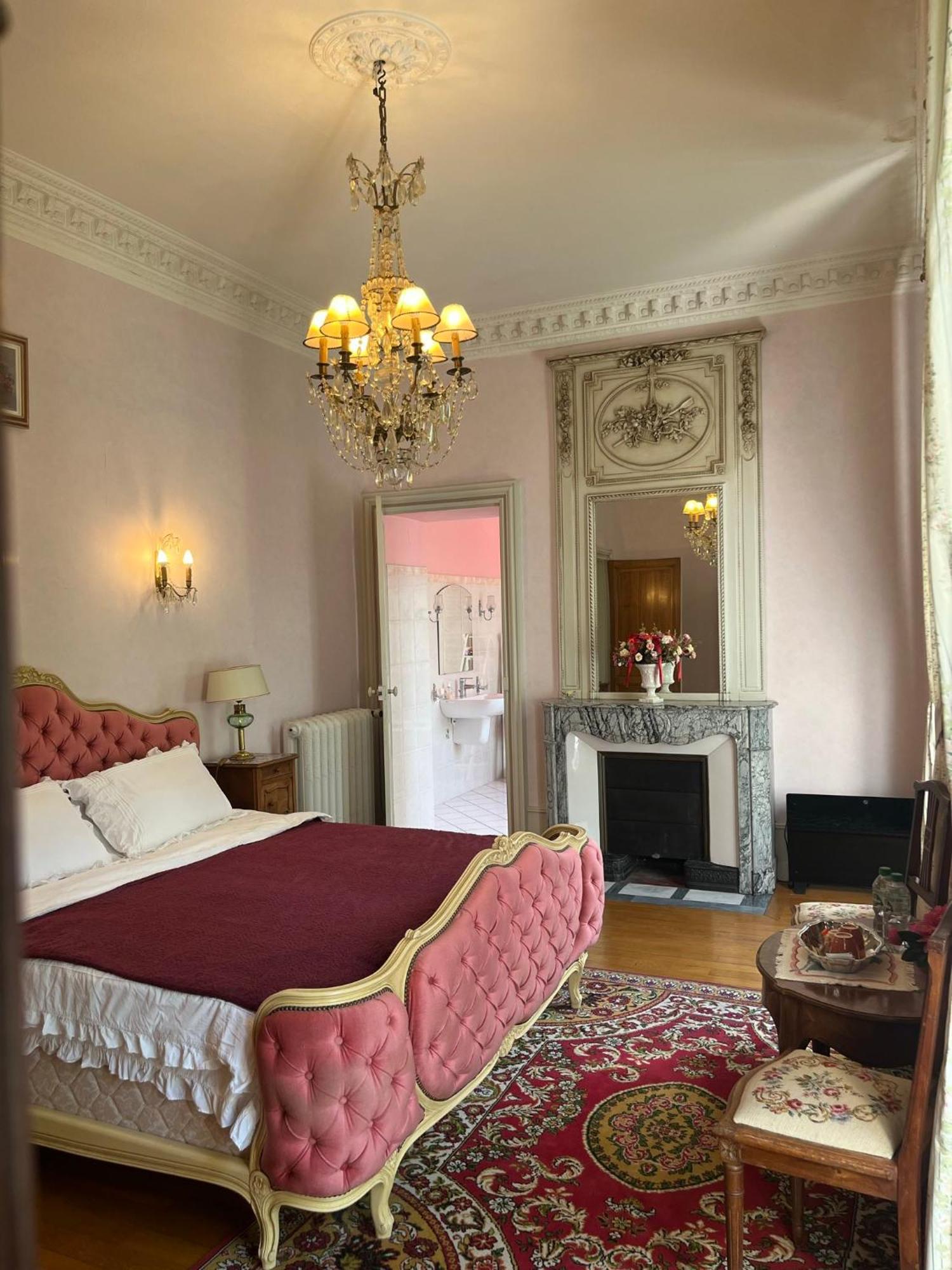 Demeure Des Payratons Bed & Breakfast Saint-Gerand-le-Puy Екстериор снимка