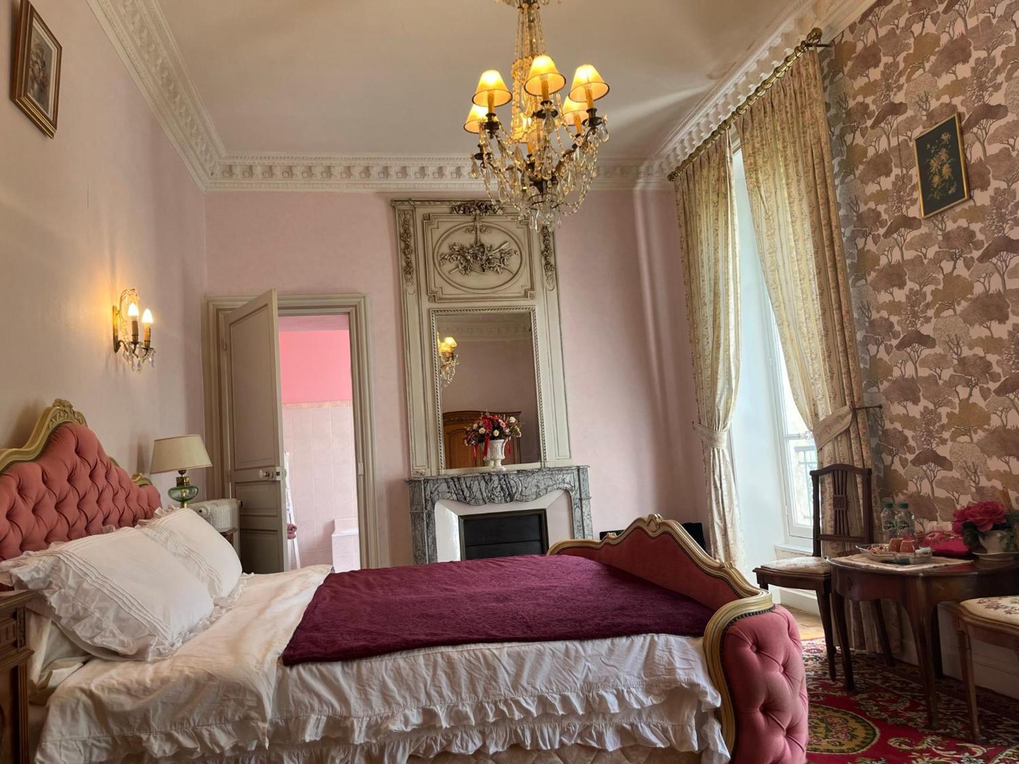 Demeure Des Payratons Bed & Breakfast Saint-Gerand-le-Puy Екстериор снимка